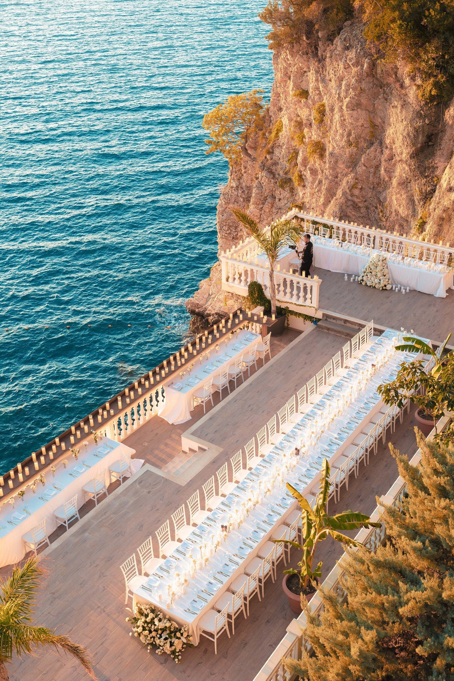 Liro Hotel Vlorë — Abendempfang am Meer
